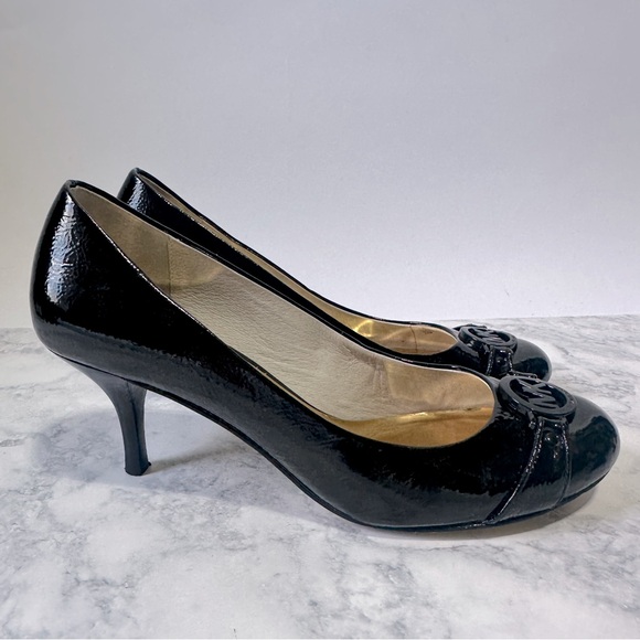 Michael Kors Black patent leather logo monogram Women's kitten Heels 7.5 - Picture 4 of 6